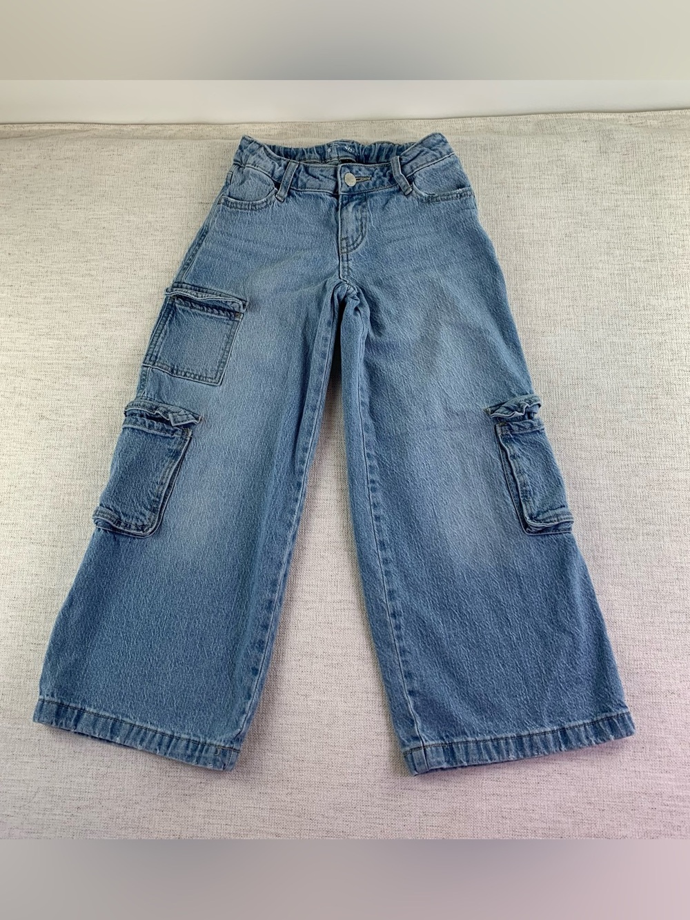 Art Class girls low rise wide leg jeans cargo pocket light wash adjustable waist